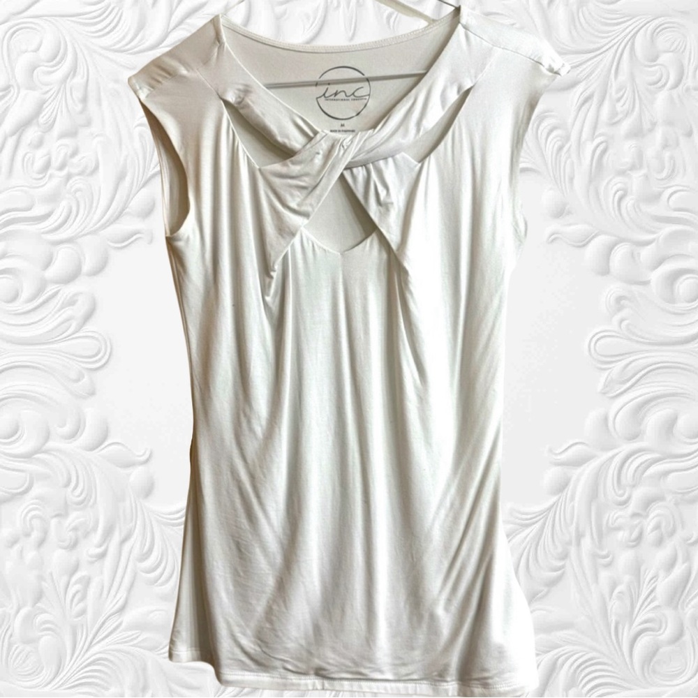 Inc. white Tank top blouse. Size Medium.New condition